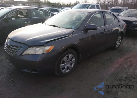 2009 Toyota Camry Le z USA, uszkodzony, nr VIN 4T1BE46K19U801757